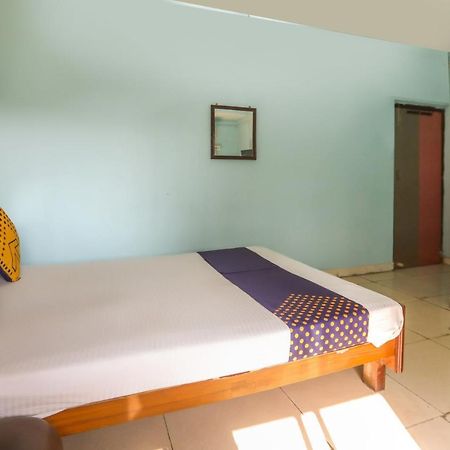 Spot On 10470 Hollywood Joka Hotel Bhasa Bagian luar foto
