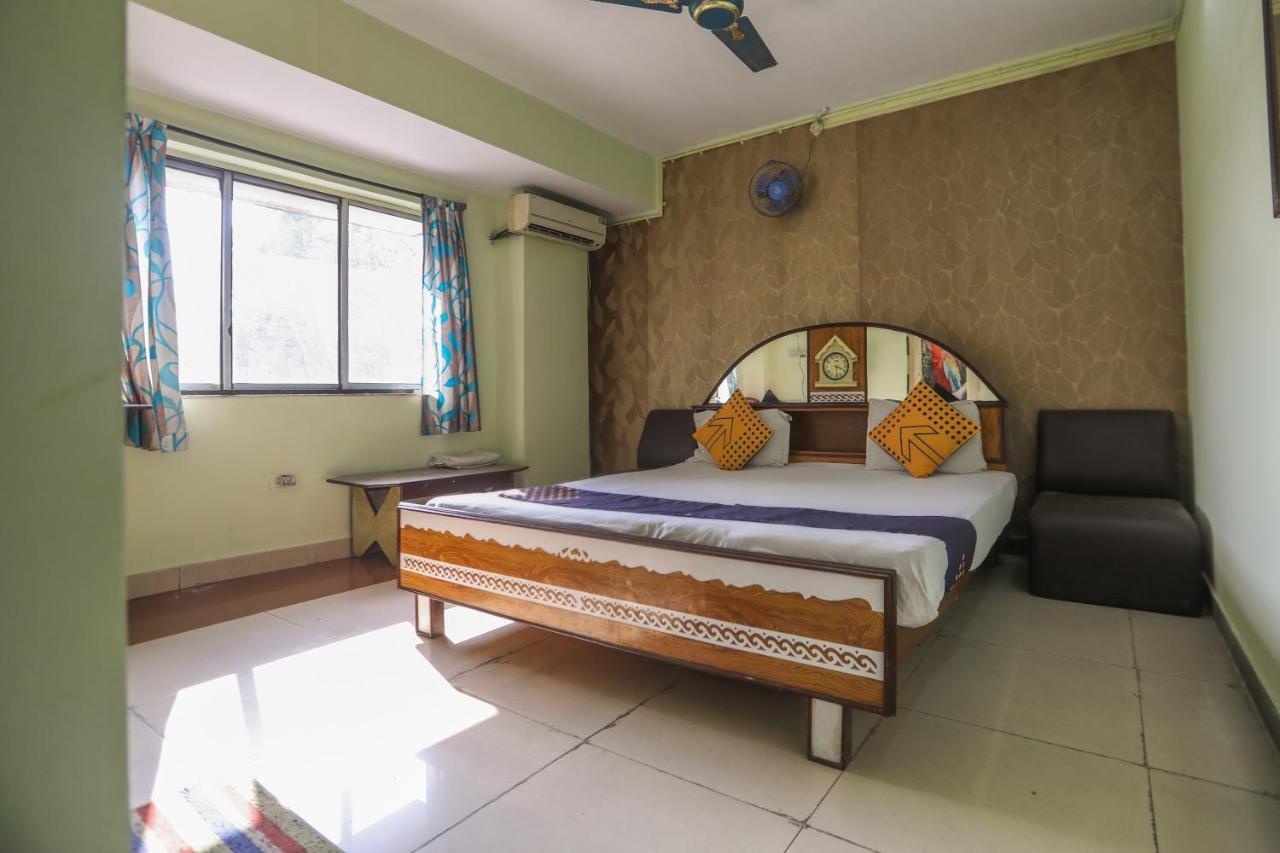 Spot On 10470 Hollywood Joka Hotel Bhasa Bagian luar foto