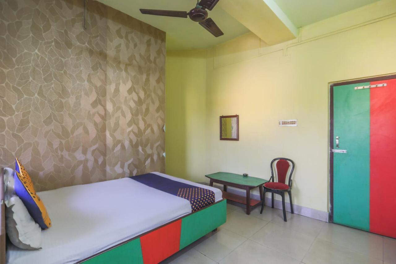 Spot On 10470 Hollywood Joka Hotel Bhasa Bagian luar foto