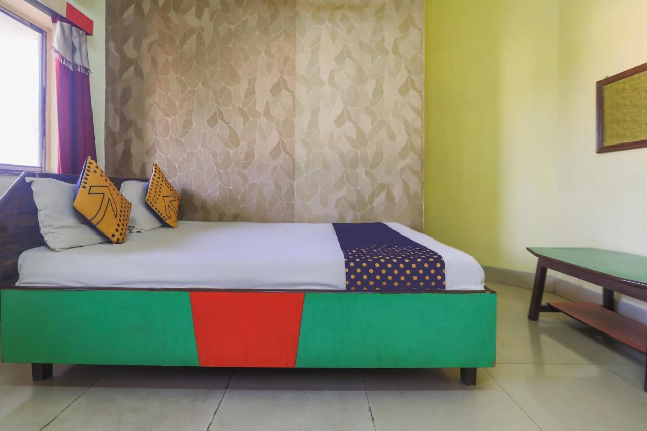 Spot On 10470 Hollywood Joka Hotel Bhasa Bagian luar foto