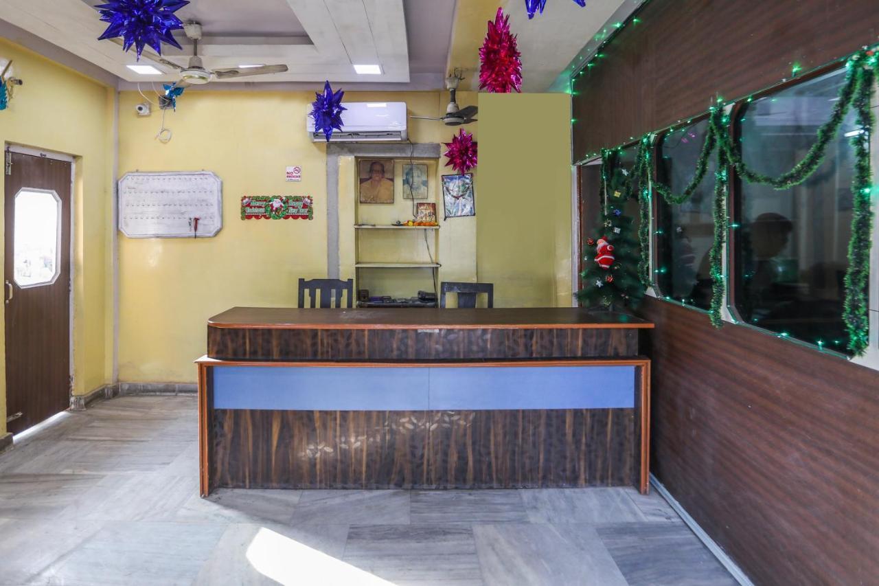 Spot On 10470 Hollywood Joka Hotel Bhasa Bagian luar foto