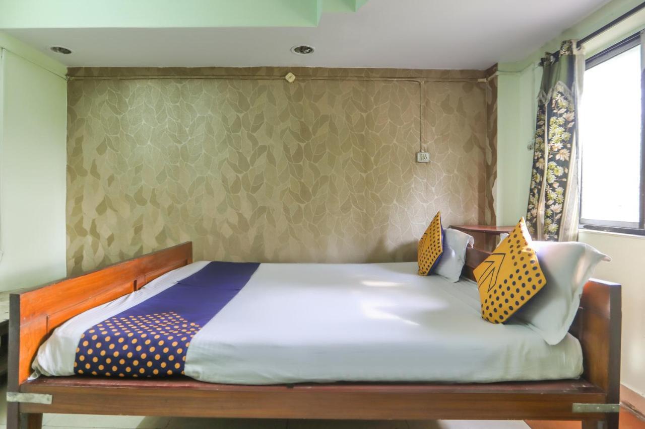 Spot On 10470 Hollywood Joka Hotel Bhasa Bagian luar foto