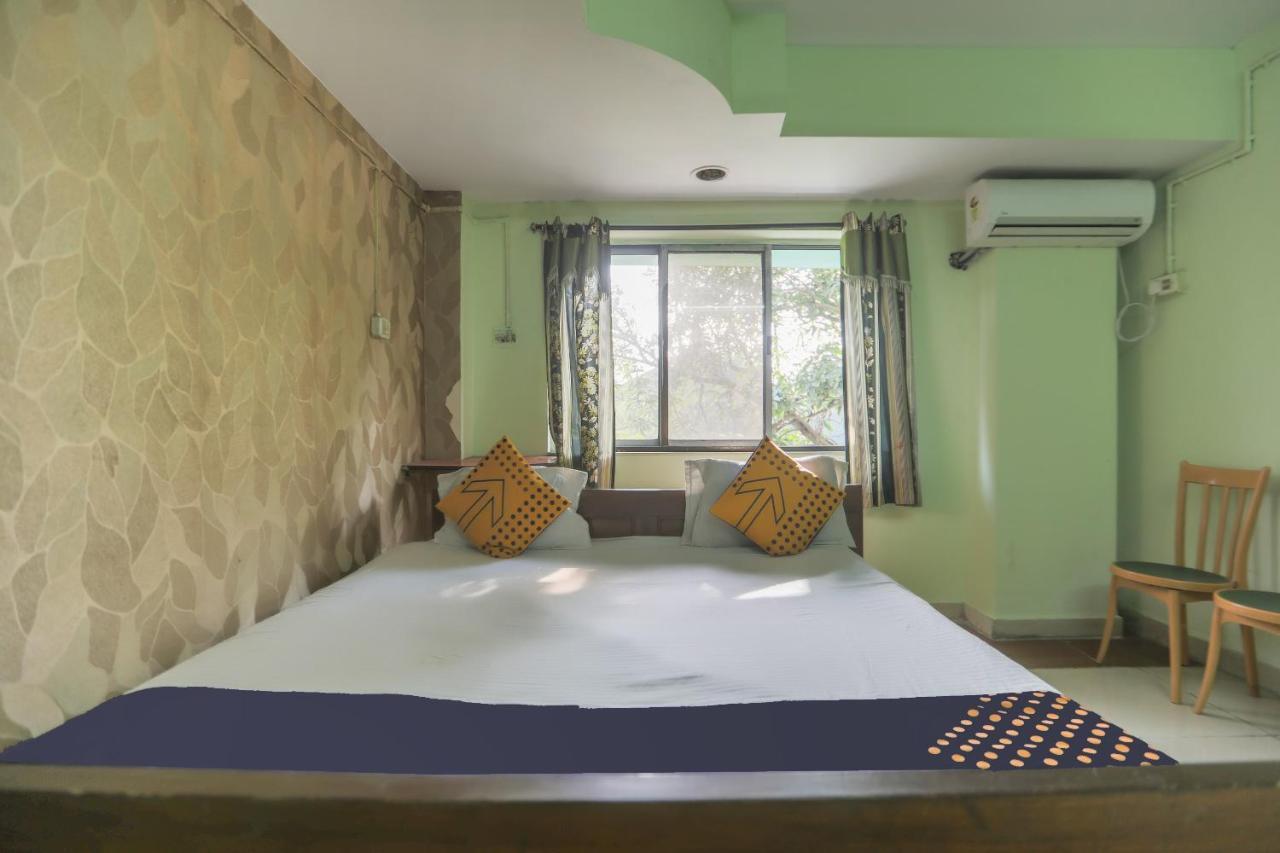 Spot On 10470 Hollywood Joka Hotel Bhasa Bagian luar foto